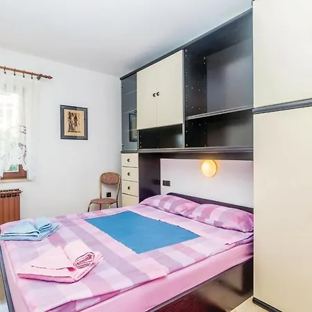 Apartment In Krk With Wifi Krk Town