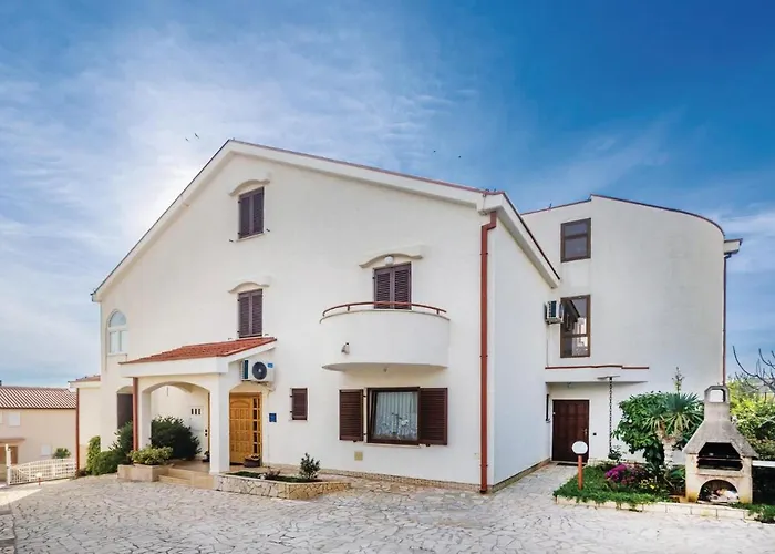 Lägenhet In Krk With Wifi *