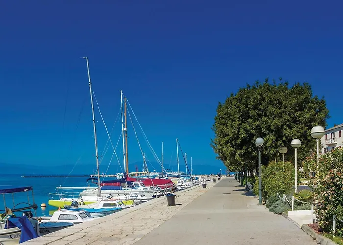 Lägenhet In Krk With Wifi Krk Town